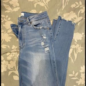 Kancan Jeans size 9/28 brand new